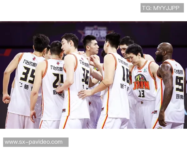 【CBA全明星】南北星锐力克清华北大赵岩昊获MVP 【CBA全明星】南北星锐力克清华北大赵岩昊获MVP