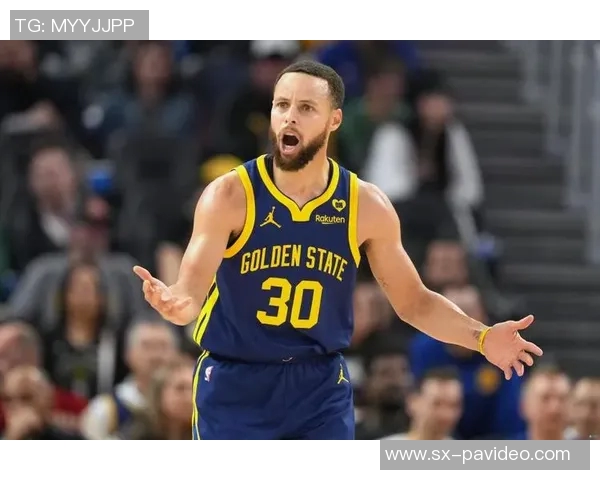 尽力局！库里23中14&命中9记三分空砍38分，从努力到传奇的篮球瞬间
